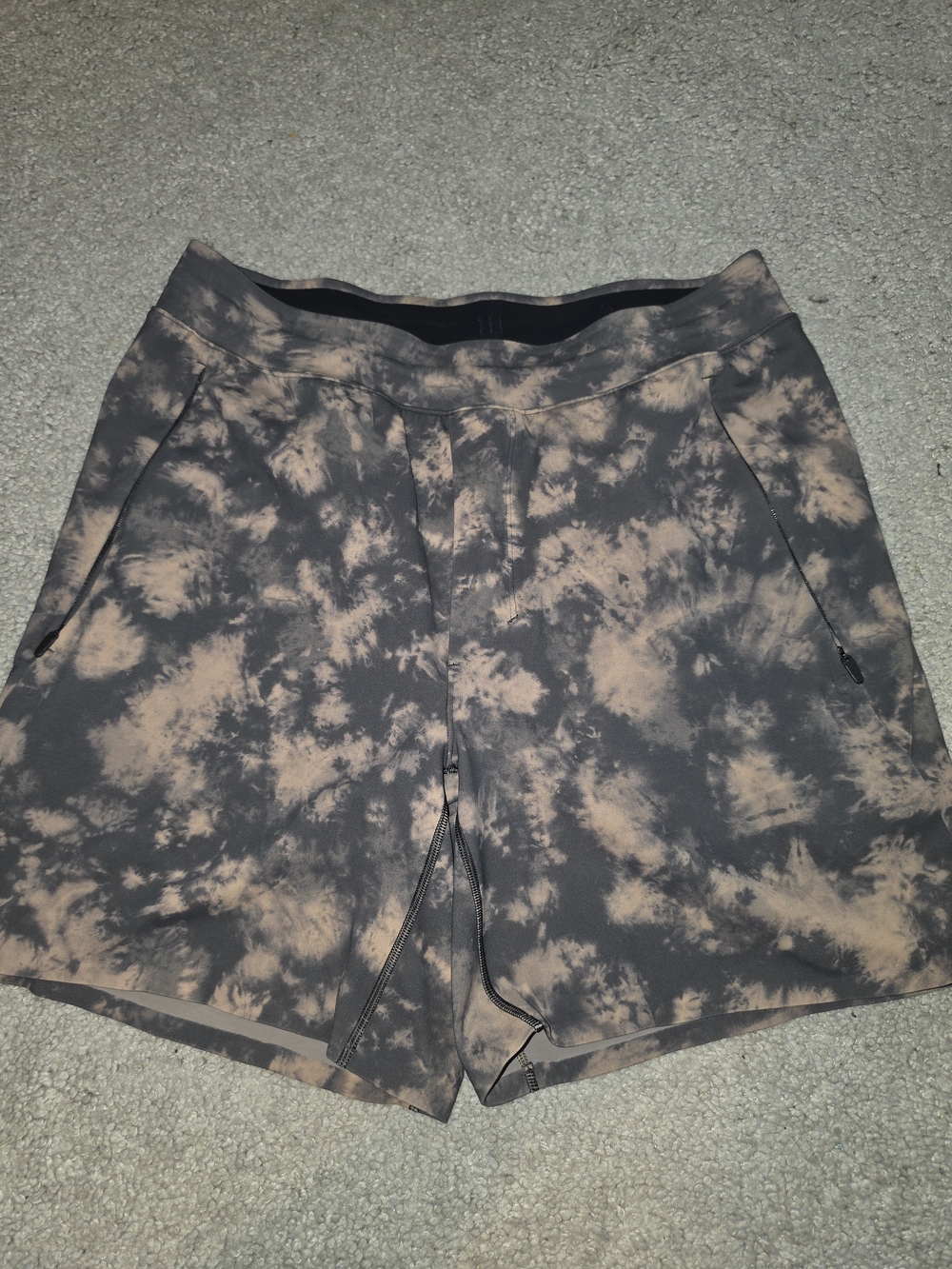 lululemon athletica Black and Tan Tie-Dye Swim Hybrids